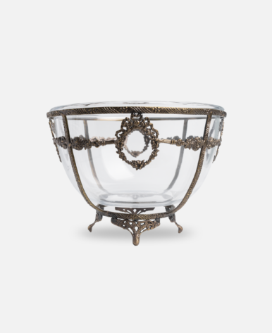Round heat-resistant serving dish